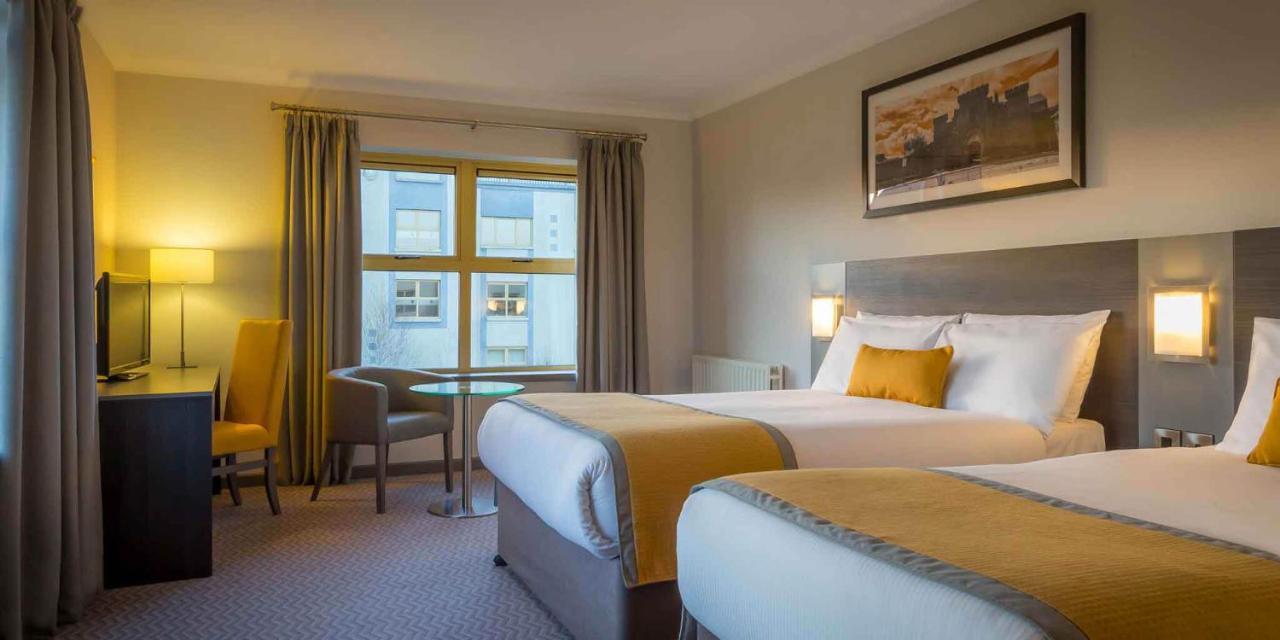 Maldron Hotel & Leisure Centre Limerick Junction Exteriör bild